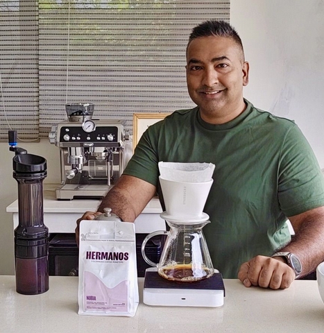 Brew with the Best: Ishan Natalie + Beehouse Dripper - 