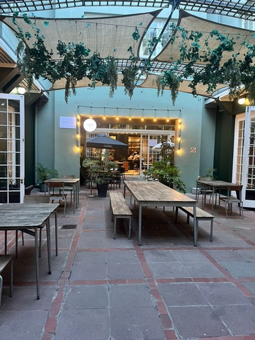 Cafe Focus: Stellski on Bree - 