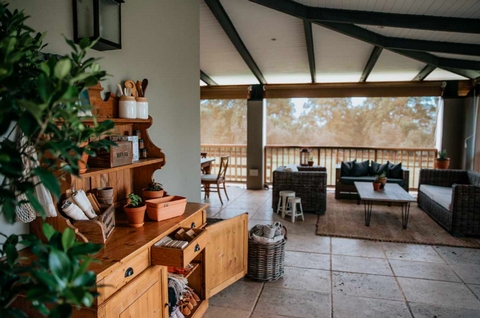 Cafe Focus: The Harvest at Camp Orchards - <p>Inanda Rd, Pinetown NU, Hillcrest, 3650

Tues-Sat: 7.30am-4pm


As a self-confessed 'everything is 20 minutes away' in Durban devotee, one of the things I cherish most about calling this ...</p>