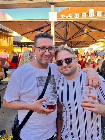 Catching up with Jeff Stopforth, South African Latte Art Champion - <p>

On a sunny evening in Copenhagen, I sat with Jeff Stopforth, current South African Latte Art Champion and his coach Chris Rootman, and had the chance to catch up about their build up to the World ...</p>