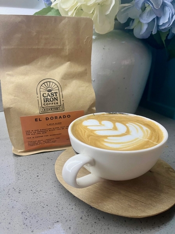 DGC Club Coffee Review: Cast Iron Coffee Roastery's  El Dorado blend - <p>Cast Iron Coffee Roastery
Mpumalanga 


The El Dorado Espresso Blend is the original blend that took Cast Iron Coffee from literally roasting in a cast iron pot under the lapa to having their own ...</p>