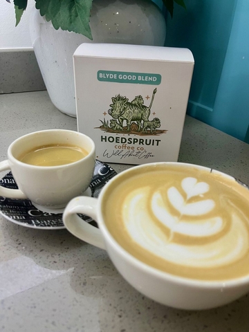 DGC Club Coffee Review: Hoedspruit Coffee Co - Blyde Good Blend - <p>

Hoedspruit Coffee Co.

Hoedspruit - Blyde Good Blend




The Blyde Good Blend, is a profile originally developed by x3 SA Barista Champ, Stevo Kühn, and is a best seller in the region....</p>