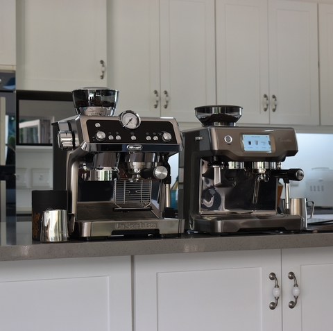 https://magazine.coffee/tempfiles/home-espresso-machine-showdown-delonghi-la-specialista-v-breville-barista-touch-pro.jpg