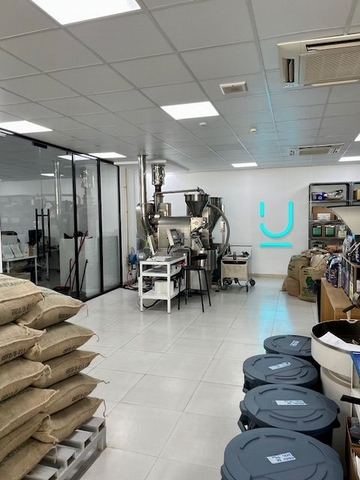 Roastery Tour: Azura -The Coffee Company, Oman - 